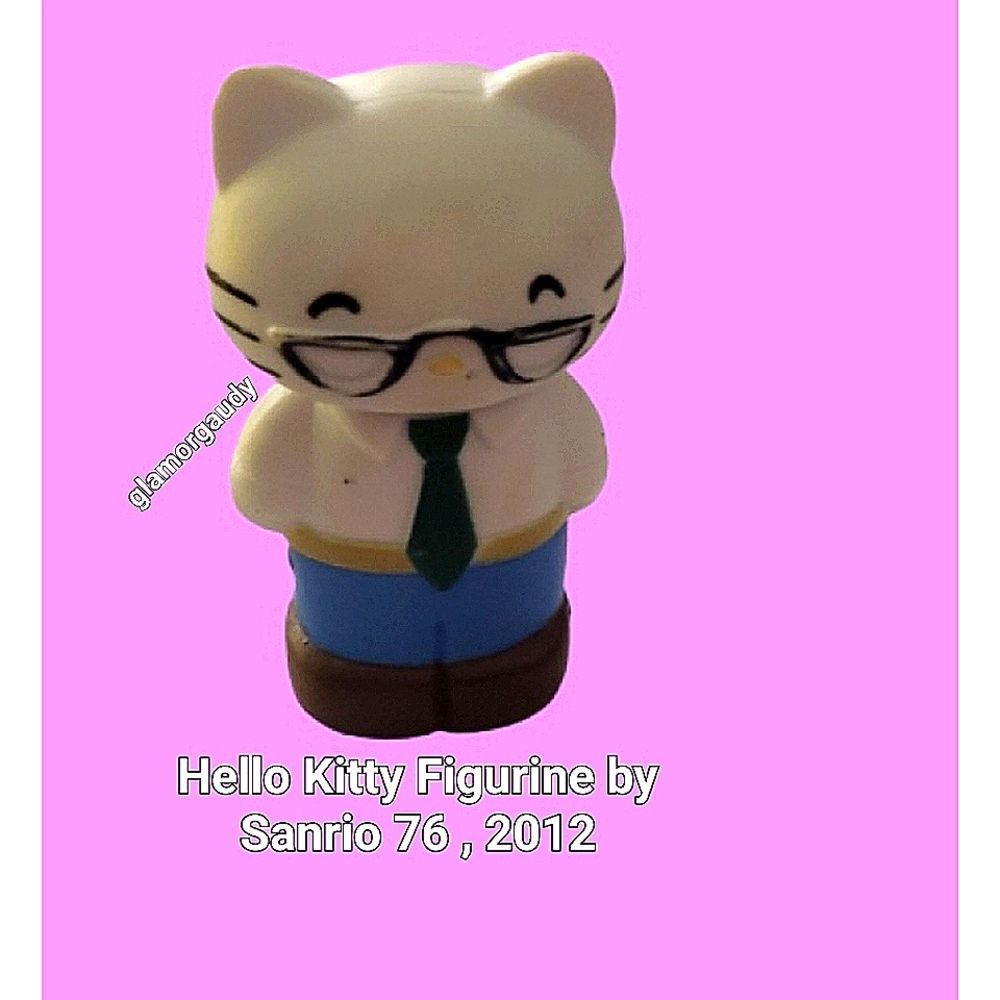 💟Collectables💟Hello Kitty Figurine